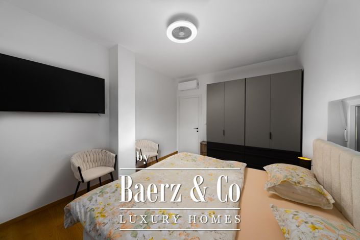 Image No.27-3 Bed Townhouse for sale