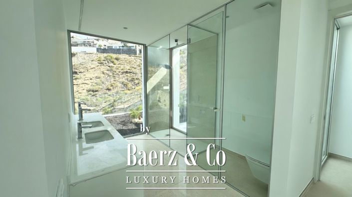 Image No.11-3 Bed Villa for sale