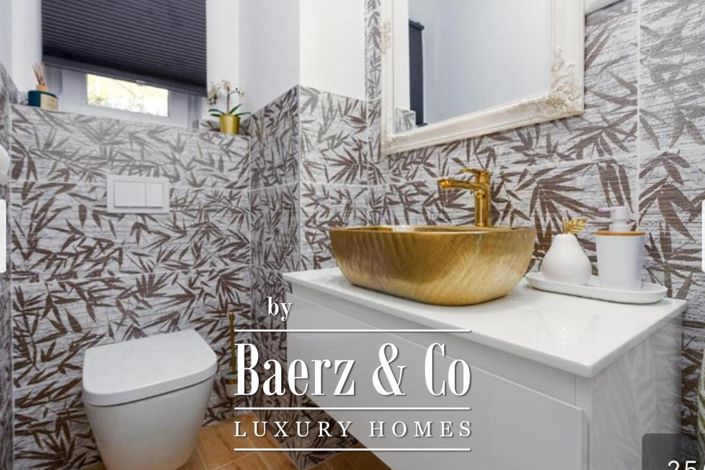 Image No.17-6 Bed Townhouse for sale