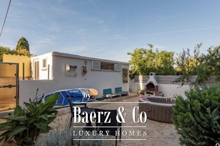 Image No.5-6 Bed Townhouse for sale