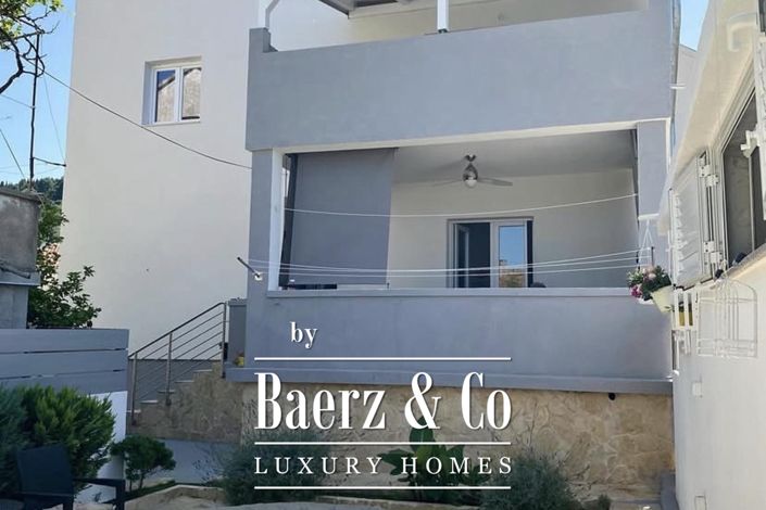 Image No.8-6 Bed Townhouse for sale