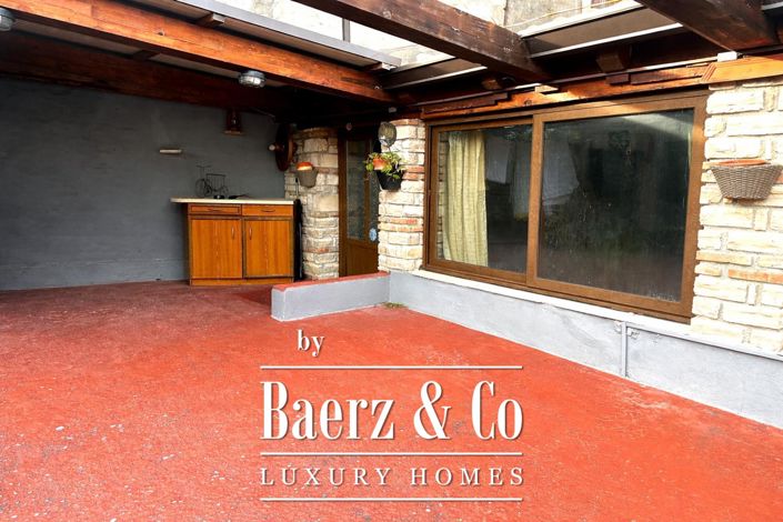 Image No.7-12 Bed Townhouse for sale