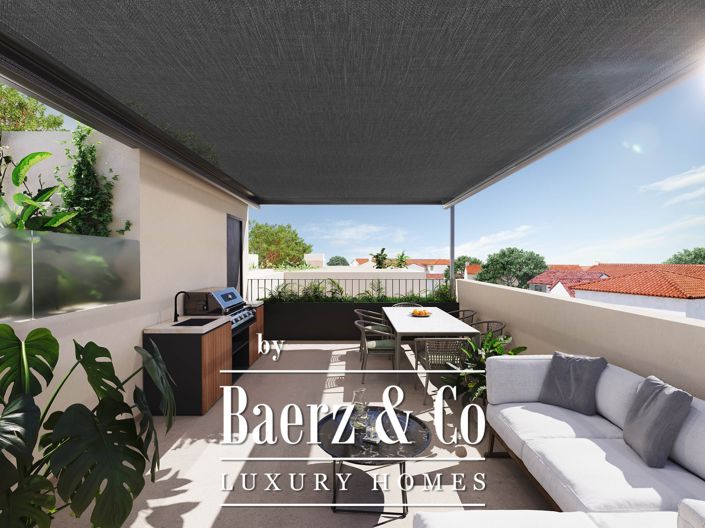 Image No.11-3 Bed House for sale