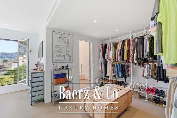 Image No.12-3 Bed Villa for sale