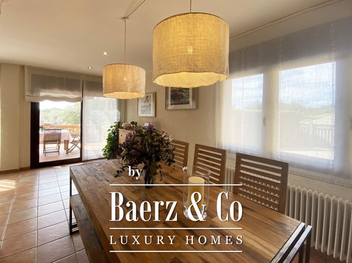 Image No.8-4 Bed Property for sale