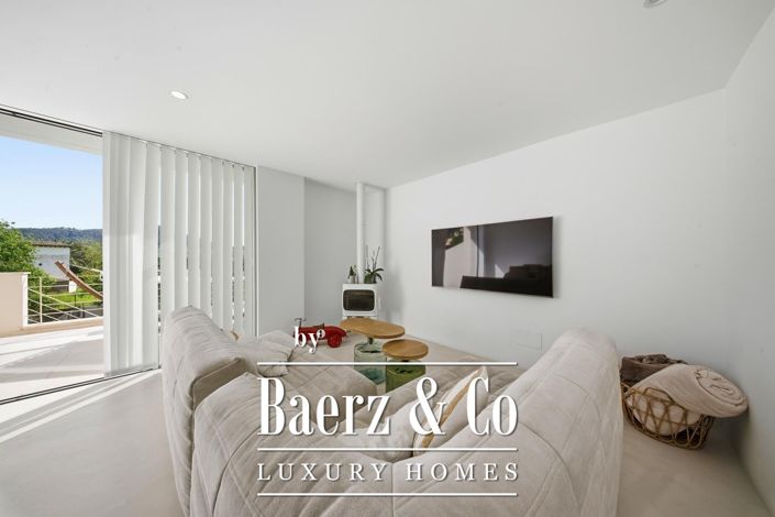 Image No.7-3 Bed Villa for sale