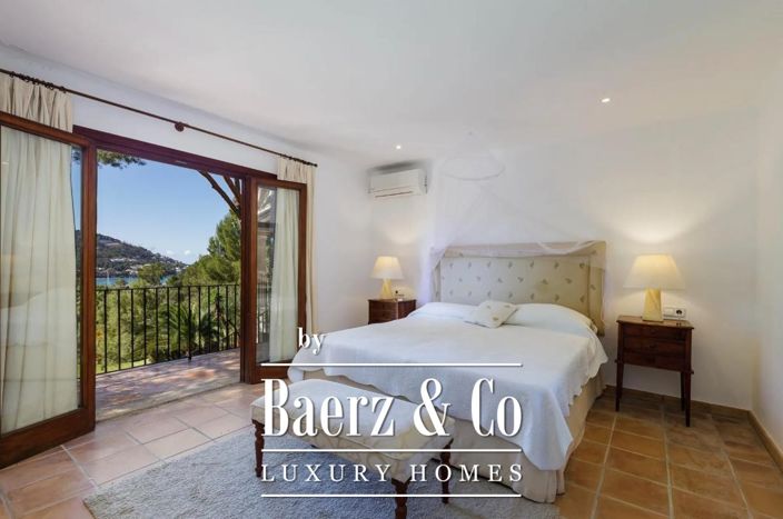 Image No.13-6 Bed Villa for sale