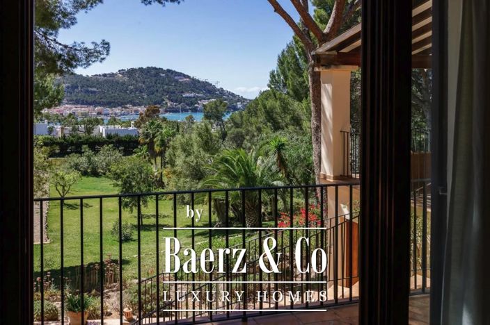 Image No.3-6 Bed Villa for sale