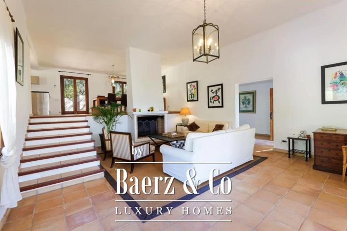 Image No.6-6 Bed Villa for sale