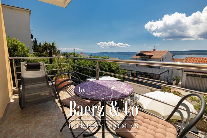 Image No.15-14 Bed Townhouse for sale