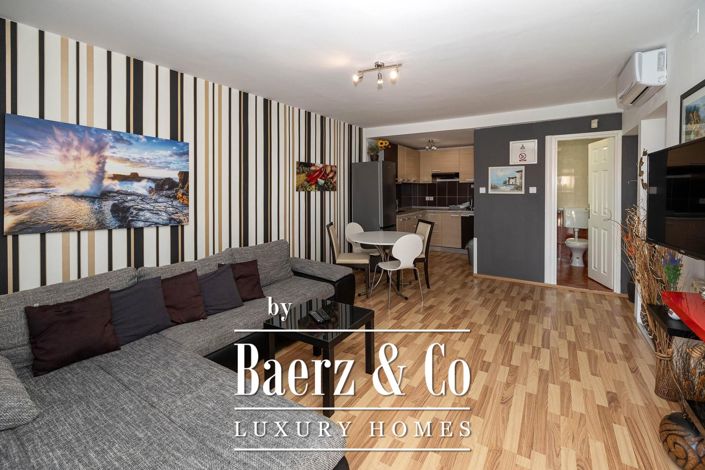 Image No.4-14 Bed Townhouse for sale