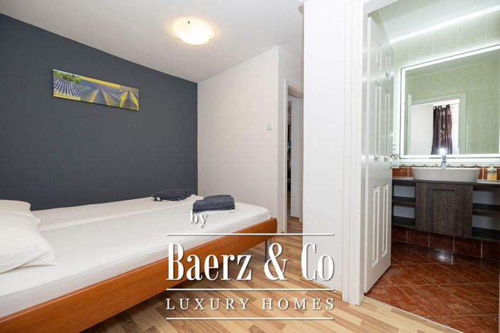 Image No.6-14 Bed Townhouse for sale