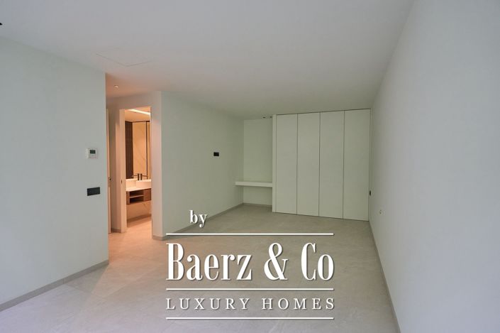 Image No.28-4 Bed Villa for sale