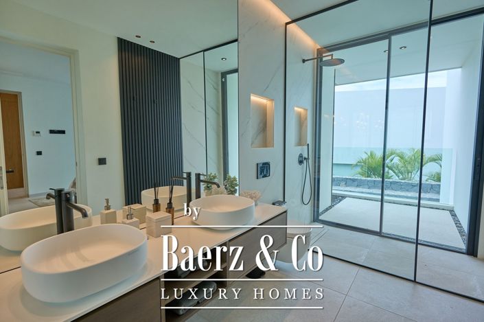 Image No.29-4 Bed Villa for sale