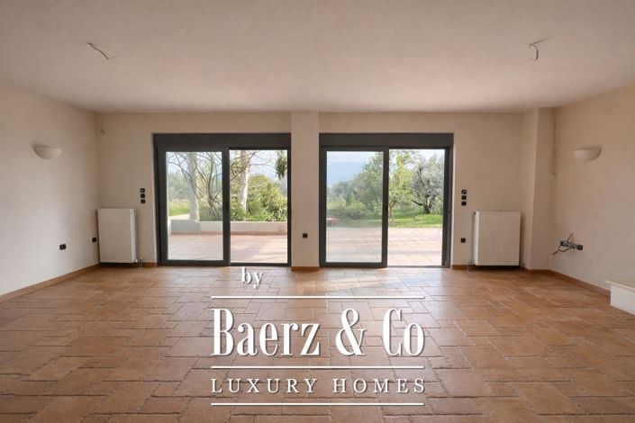 Image No.14-6 Bed Villa for sale