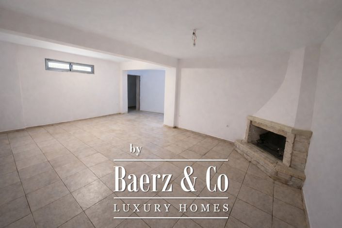 Image No.16-6 Bed Villa for sale