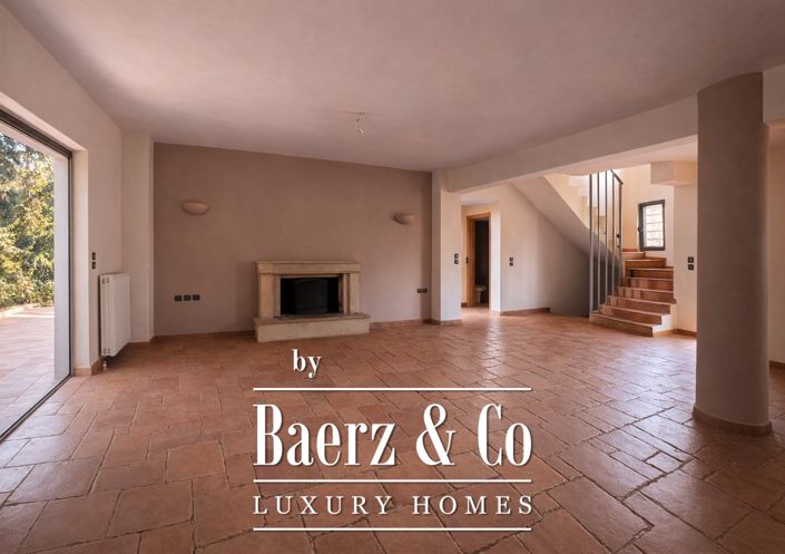 Image No.20-6 Bed Villa for sale