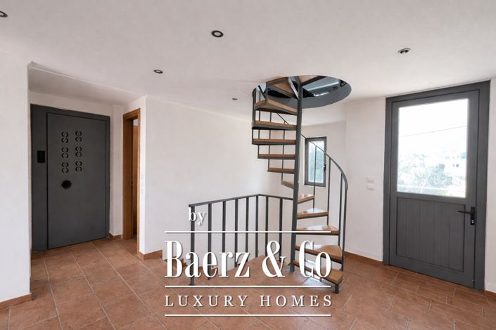 Image No.22-6 Bed Villa for sale