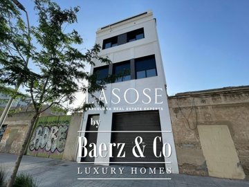1 - Barcelona, House