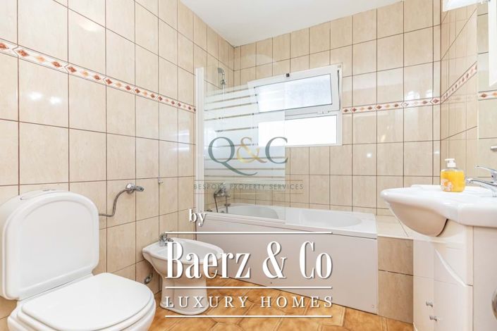 Image No.12-4 Bed Country House for sale