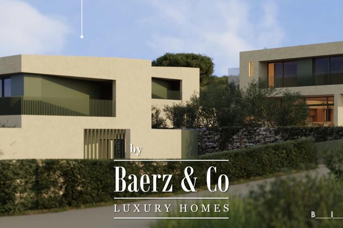 Image No.11-3 Bed Townhouse for sale