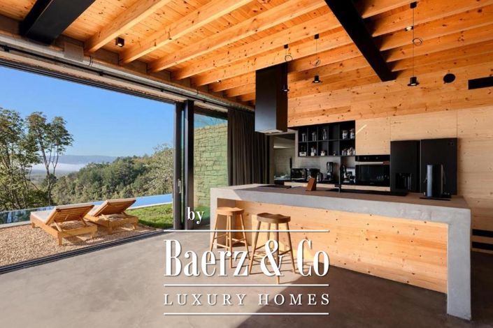 Image No.13-4 Bed Townhouse for sale