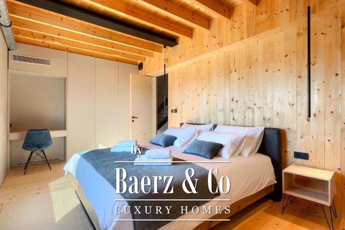 Image No.18-4 Bed Townhouse for sale