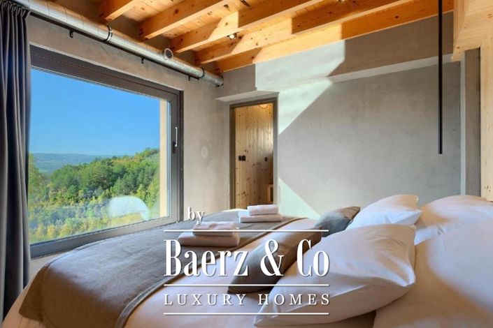 Image No.19-4 Bed Townhouse for sale