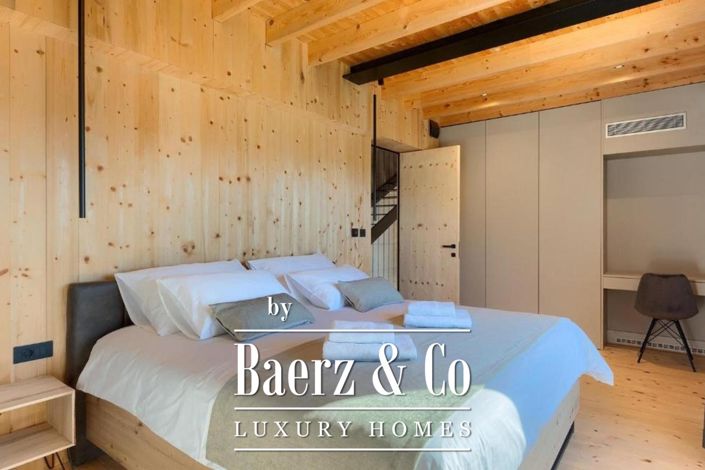 Image No.21-4 Bed Townhouse for sale