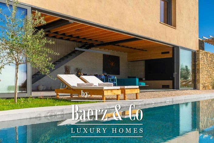 Image No.28-4 Bed Townhouse for sale