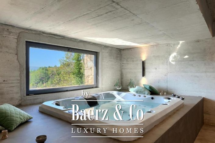 Image No.31-4 Bed Townhouse for sale