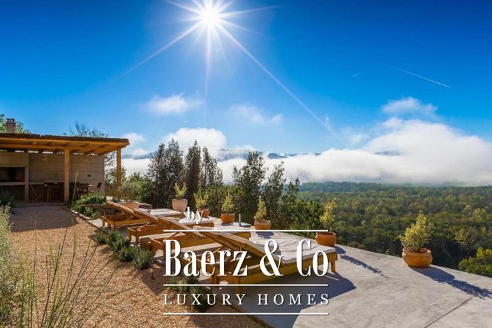 Image No.34-4 Bed Townhouse for sale