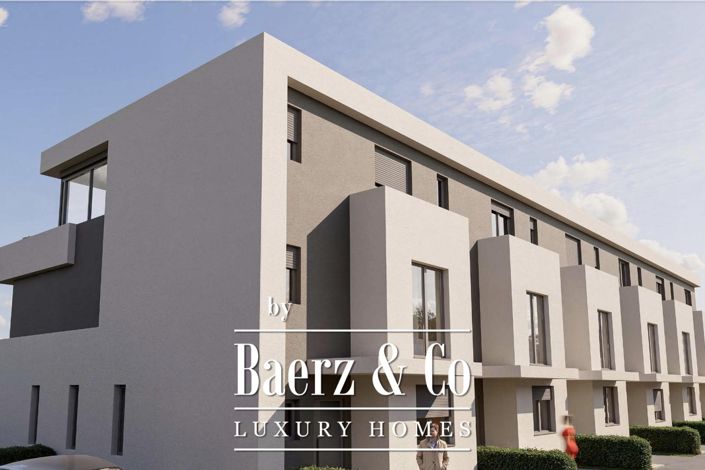 Image No.2-4 Bed Townhouse for sale