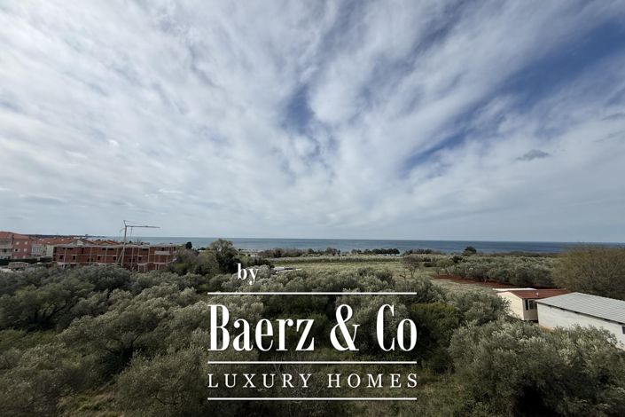 Image No.8-4 Bed Townhouse for sale