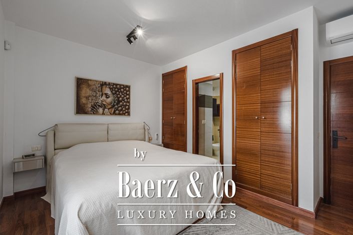 Image No.17-4 Bed Villa for sale