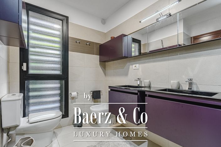 Image No.19-4 Bed Villa for sale