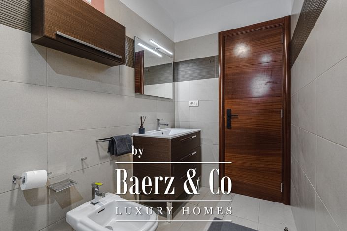 Image No.23-4 Bed Villa for sale