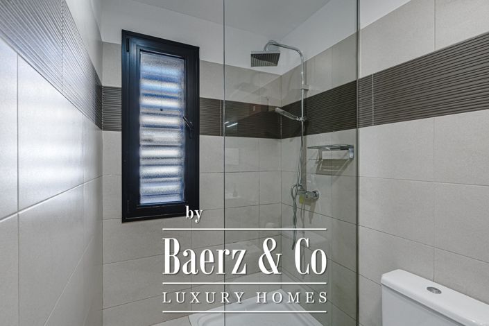 Image No.25-4 Bed Villa for sale