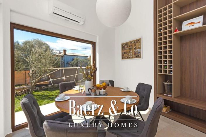 Image No.12-2 Bed Townhouse for sale