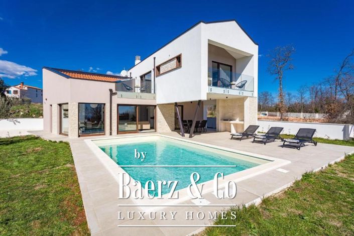 Image No.31-2 Bed Townhouse for sale