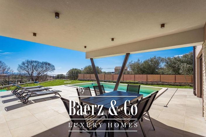 Image No.4-2 Bed Townhouse for sale