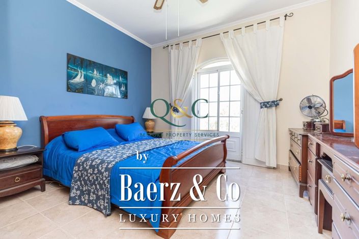 Image No.11-3 Bed Villa for sale