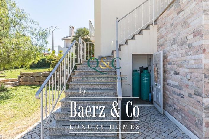 Image No.22-3 Bed Villa for sale