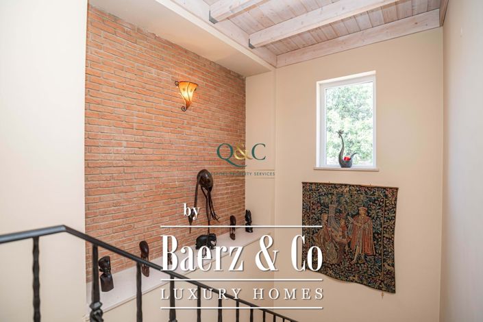 Image No.11-3 Bed Villa for sale