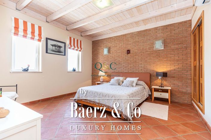 Image No.27-3 Bed Villa for sale