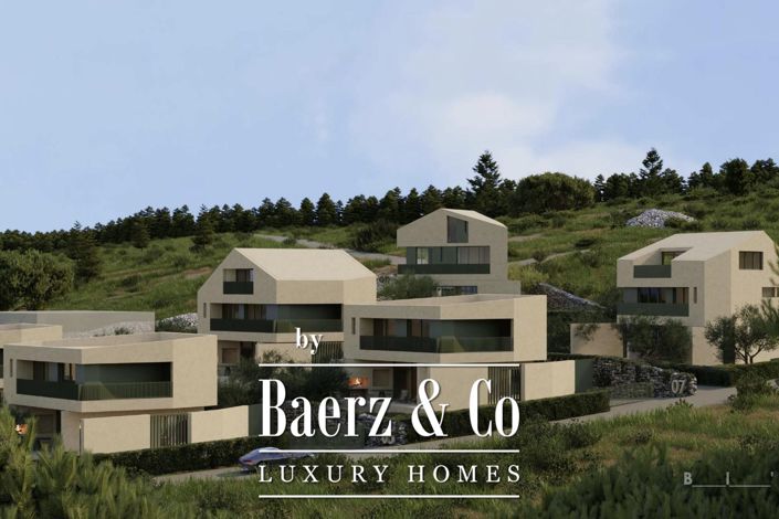 Image No.13-3 Bed Townhouse for sale