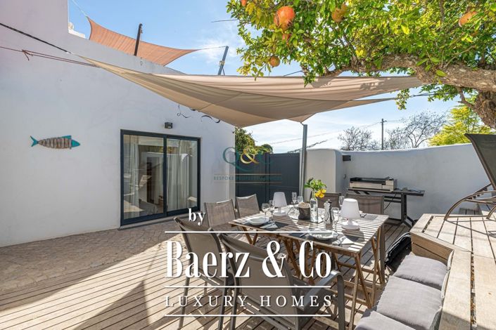 Image No.2-3 Bed Villa for sale