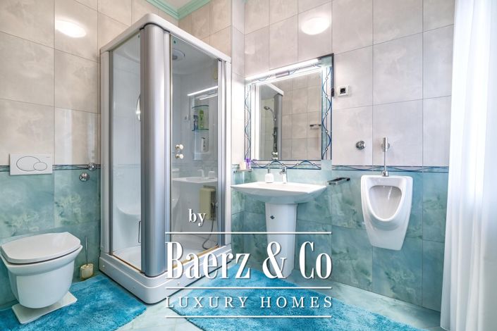 Image No.9-4 Bed Townhouse for sale