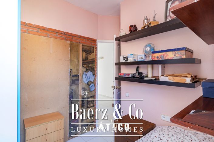 Image No.13-4 Bed Property for sale