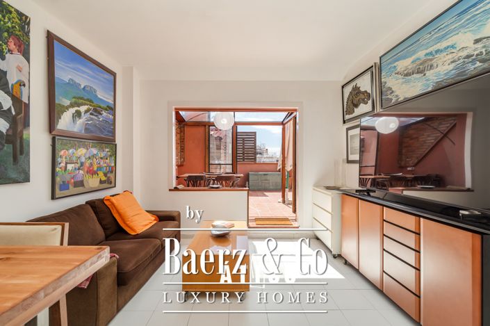 Image No.25-4 Bed Property for sale